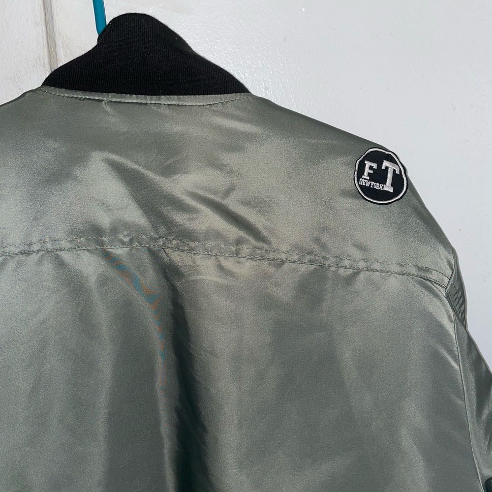 Jacket - Picture 2 of 14